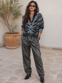 Women's Vintage-Style Casual Zebra-Pattern Jacquard Knit V-Neck Single-Breasted Cardigan ZMZ2633H3ZYY