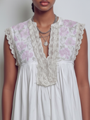 Women's Minimalist Elegant Style Linen-Cotton Blend Floral Embroidered Lace Trim Sleeveless Top ZMZ1340E2YZH