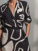 Women's Casual Retro Cotton-Linen Abstract Art Print V-Neck Short-Sleeve Dress ZMZ2807E7ZYY