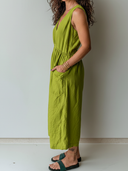 Women's Casual Vintage Cotton-Linen V-Neck Sleeveless Multi-Pocket Jumpsuit ZMZ0540F5ZYY