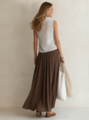 Women's Stylish Sleeveless Striped Top And Brown Pleated Chiffon Skirt Set ZMZ1661F0SWL