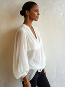 Women's Elegant And Romantic White Chiffon Long-Sleeve V-Neck Top ZMZ0775G5SWL