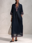 Women's Vintage Navy Blue Cotton-linen V-neck Three-quarter Sleeve Maxi Dress ZMZ0921G3SWL