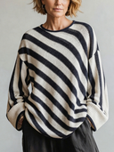 Women's American Retro Casual Style Loose-Fit Black And White Striped Crew-Neck Sweater ZMZ0690H8ZYY