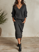 Women's Distressed V-Neck Sweater & Fringe Hem Knit Midi Skirt Set ZMZ0910I0YZH