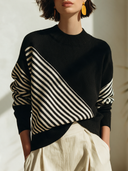Women's Vintage-Style Elegant Round Neck Striped Color-Block Long-Sleeve Sweater ZMZ1735I5ZYY