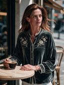 Women's American Retro Casual Stand-Collar Long-Sleeve Embroidered Velvet Shirt ZMZ1706I5ZYY