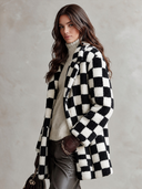 Women's Retro-American Black And White Checkerboard Teddy Fleece Oversized Lapel Coat ZMZ0974J7ZYY