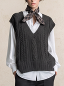 Women's Charcoal Cable Knit V-Neck Oversized Sweater Vest ZMZ1403J0YZH