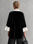 Women's Elegant Vintage Style Black Velvet Pullover Blouse With Contrast Ivory Collar And Flared Cuffs ZMZ1532J1ZYY