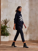 Women's Oversized Navy Turtleneck Sweater With Cream Star Motif – Chunky Ribbed Knit Pullover ZMZ1689J9YZH