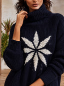 Women's Oversized Navy Turtleneck Sweater With Cream Star Motif – Chunky Ribbed Knit Pullover ZMZ1689J9YZH