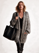 Women's Fashionable Warm Buttonless Gray Knit Cardigan ZMZ1964J2SWL