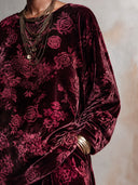 Women’s Classic Retro Casual Burgundy Rose Floral Velvet Two-Piece Set – Oversized Long Sleeve Tunic Top & Relaxed Harem Pants ZMZ2013J3ZYY