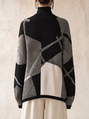 Women's Geometric Colorblock Cold-Shoulder Turtleneck Knit Sweater ZMZ2095J2YZH