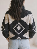 Women's Black And Cream Geometric Jacquard Turtleneck Pullover Sweater ZMZ2287J0YZH
