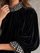 Women’s Vintage-Style Elegant Plaid-Paneled Velvet Blouse With Lantern Sleeves And A Loose Fit ZMZ2991J4ZYY